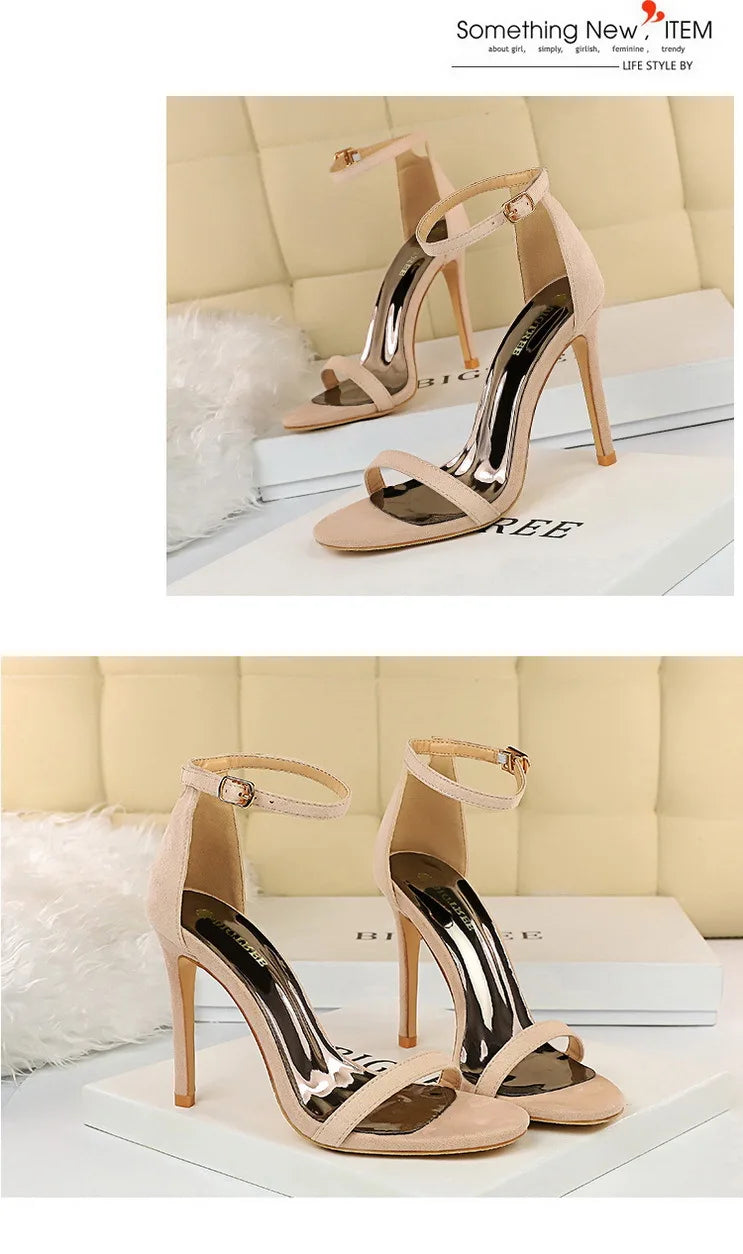 H17ea7cddafc549428429cefda1cf284c8 - Uniquely Yours Designs