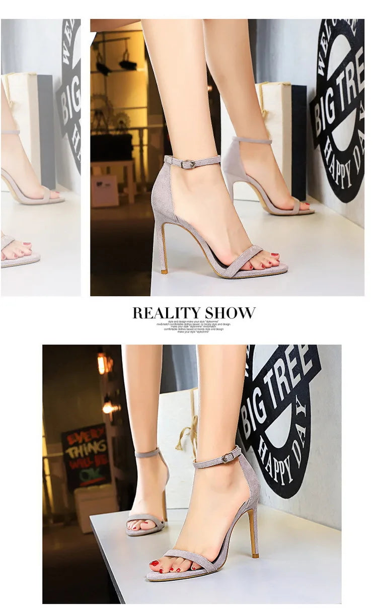 Hf5b31cdae56e4ea4b8427ed6507e545f7 - Uniquely Yours Designs