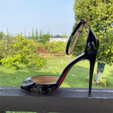 Sf6ca6b4be5154ab887da51bb124e5d4ay_bb252116-cbdb-402e-9a0f-2c5919640962 - Uniquely Yours Designs